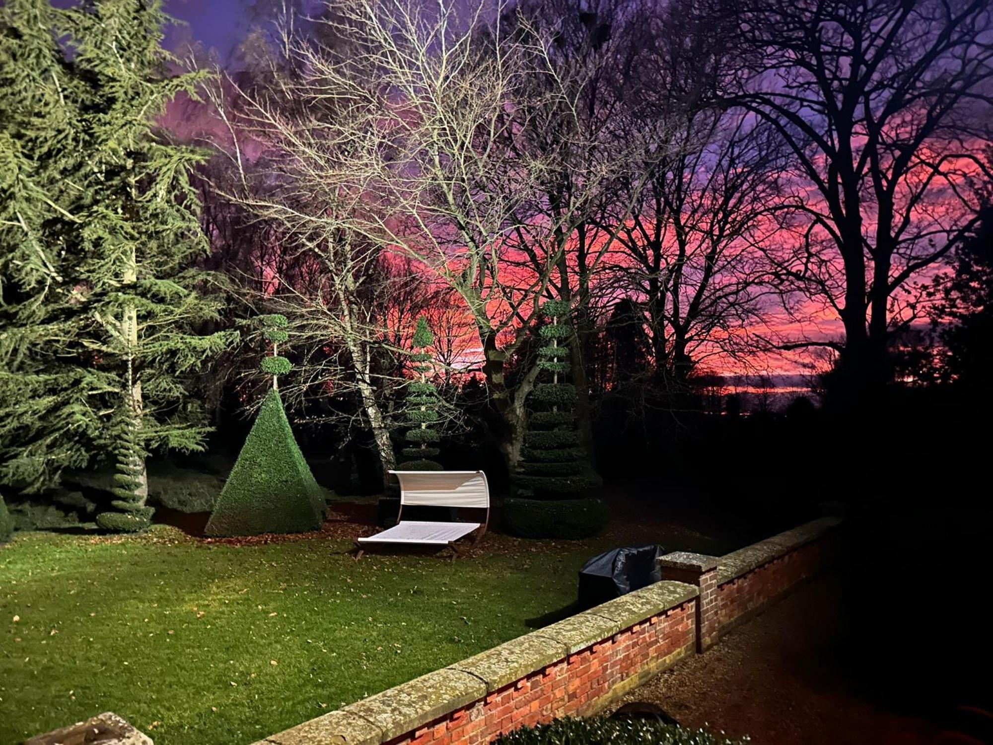 Cressy Hall - Historic Grade II Listed Manor, Gorgeous Topiary Garden Gosberton Exterior foto
